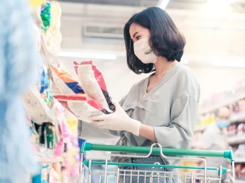 Tôi đã hạn chế thói quen mua sắm bốc đồng và giảm một nửa hóa đơn thẻ tín dụng bằng vài cách đơn giản này