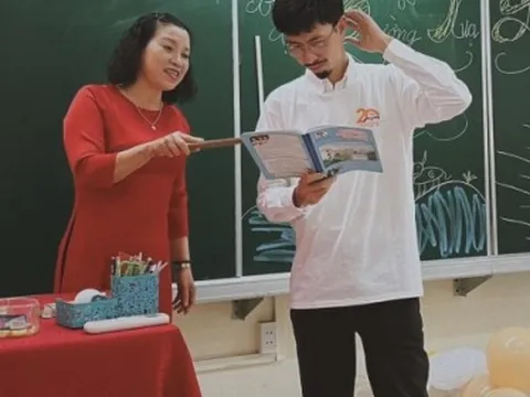 Nhân ngày 20/11, Đen Vâu tiết lộ bí mật hồi đi học toàn được 7 điểm Văn: Nguyên nhân đằng sau gây bất ngờ