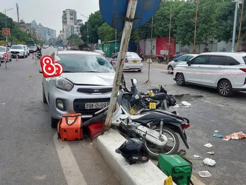 Đằng sau những bức ảnh TNGT: Tai nạn thảm khốc khi KIA Morning lấn làn đâm vào hai xe máy