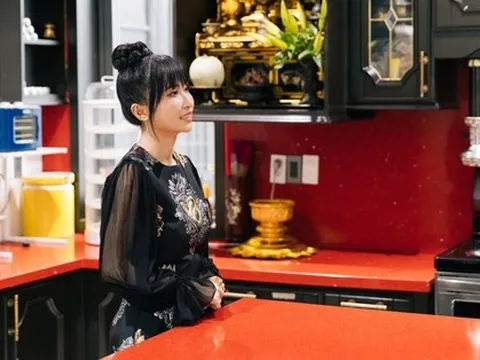 Đồ gia dụng trong bếp nhà Minh Nhựa: Ấm siêu tốc hơn 5 triệu, máy trộn bột gần 15 triệu đều cùng 1 thương hiệu
