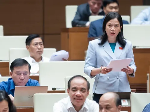 Quy định xe máy cũng phải có thiết bị giám sát hành trình: Có nên áp dụng?