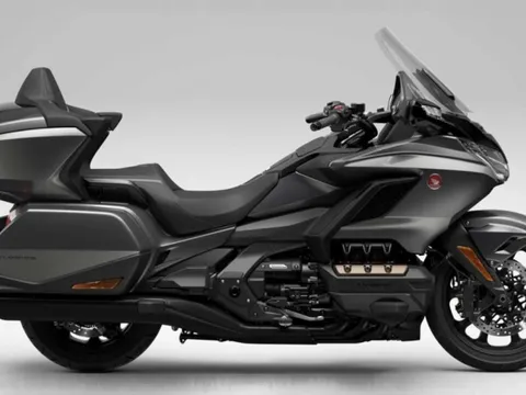 Ngắm mẫu mô tô đường trường giá hơn 1 tỷ - Honda Gold Wing Tour 2023