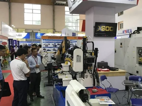 Xuất khẩu máy vi tính tăng trưởng dương sau thời gian dài sụt giảm