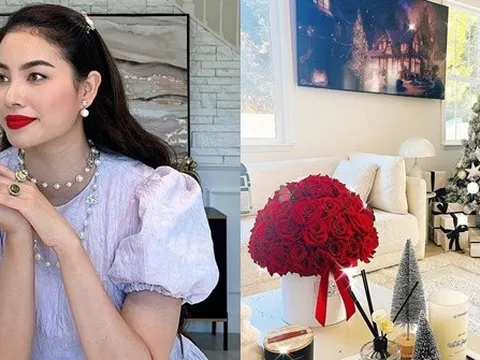 Mê mẩn biệt thự Noel của Phạm Hương: Các năm trước đã hoành tráng, năm nay nàng Hậu còn đầu tư "mạnh tay" hơn