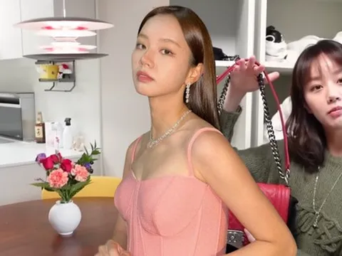 Bên trong căn hộ sang xịn của Hyeri (Reply 1988): Nội thất tiện nghi, dành hẳn 2 phòng để đựng quần áo