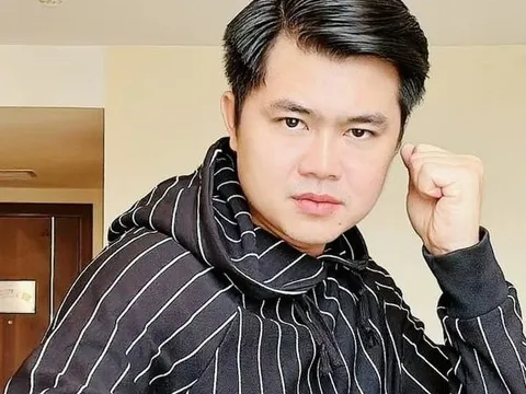 Nam ca sĩ được mệnh danh "hoàng tử bolero" là võ sĩ chuyên nghiệp, 2 lần vô địch quốc gia là ai?