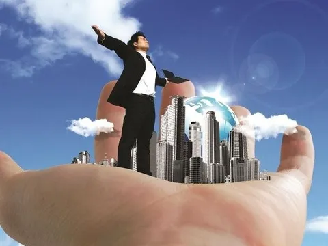 Giáo sư hỏi thanh niên nghèo vì sao không tìm một lối thoát khác, thanh niên trả lời xong giáo sư phán 1 câu chí mạng!