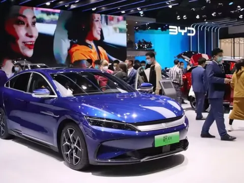 Chiến tới 65% số trạm sạc ô tô điện toàn cầu, vì sao Trung Quốc "còn xa" mới dẫn đầu danh sách sẵn sàng cho phát triển xe điện?