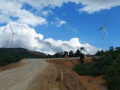 Quảng Trị xin ý kiến Bộ Quốc phòng về dự án điện gió