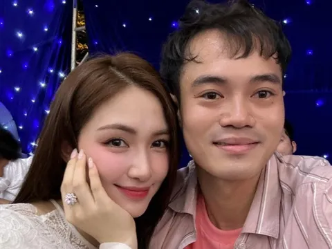 Văn Toàn dành tình cảm đặc biệt cho Hoà Minzy vì một lý do