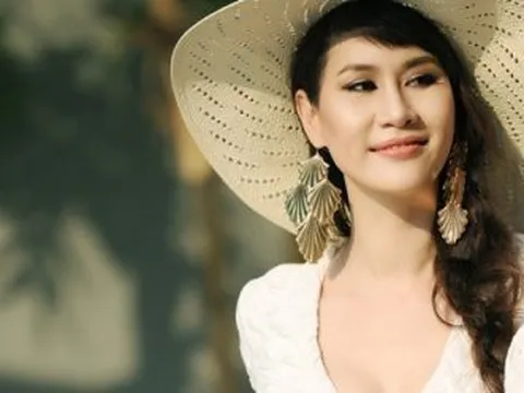 Thân Thúy Hà tuổi 45: Một thân kiếm tiền nuôi con, không đi bước nữa, không quay lại với chồng cũ