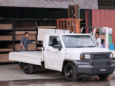 Xe tải giá rẻ Toyota Hilux Champ ra mắt, giá chỉ từ 320 triệu đồng
