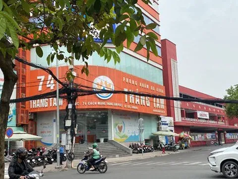 Phòng khám "vẽ bệnh, moi tiền: Hét giá trong phòng mổ