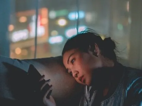 Chốt đơn vô tội vạ trên TikTok, ảo tưởng mua nhiều đồ là thước đo của thành công