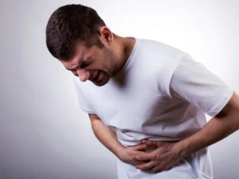 2 nhóm yếu tố làm tăng nguy cơ ung thư đại trực tràng: 1 trong 2 có thể thay đổi được