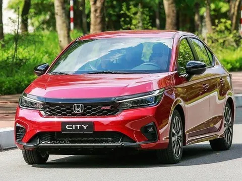 Honda City bất ngờ giảm mạnh tại đại lý, giá mới chỉ từ 500 triệu đồng