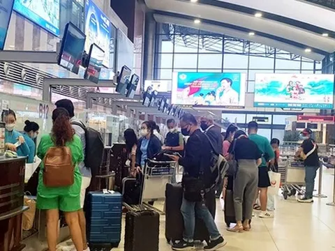 Tăng trần giá vé máy bay: Các hãng du lịch chủ động thích ứng