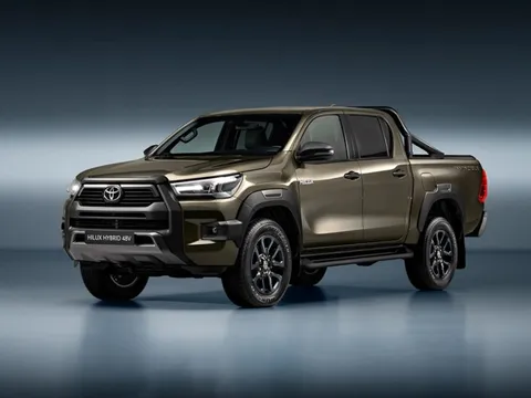 Toyota Hilux hybrid ra mắt: Tiêu thụ 7,1 lít dầu/100km, dùng phụ gia giống Ranger, vượt chuẩn nhiên liệu về Việt Nam