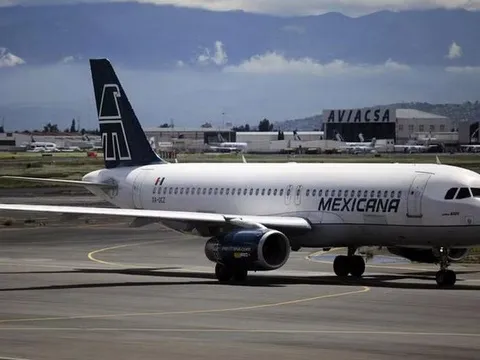 Hãng hàng không dân sự Mexico sử dụng máy bay quân sự để vận chuyển hành khách