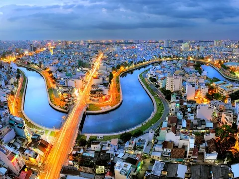 Xuất khẩu cải thiện, kinh tế Việt Nam sẽ có một cái kết lạc quan cho năm 2023?