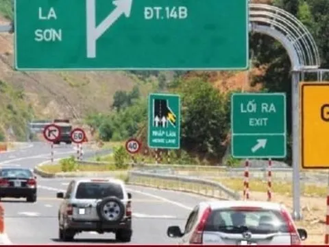 Những trường hợp tài xế phải giảm tốc độ