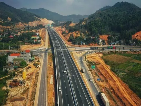 Tuyến cao tốc đóng góp 62,5% GDP Việt Nam, tác động tới hơn 60 triệu dân cả nước đang triển khai như thế nào?