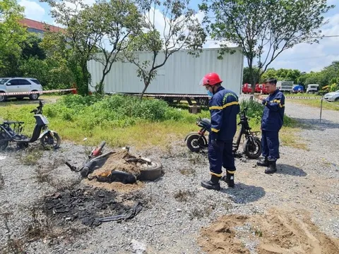 Dập hỏa hoạn từ pin xe điện trong 2 phút bằng bình chữa cháy nội