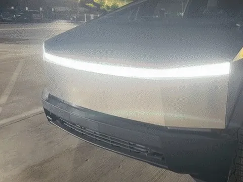 Reviewer điện thoại nổi tiếng được lái thử Tesla Cybertruck và cảm nhận: Nhiều ưu điểm không bù đắp nổi một nhược điểm chí mạng