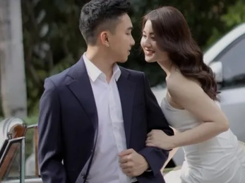 Thần đồng 'lắm tài nhiều tật' của bóng đá Việt Nam bất ngờ kết hôn