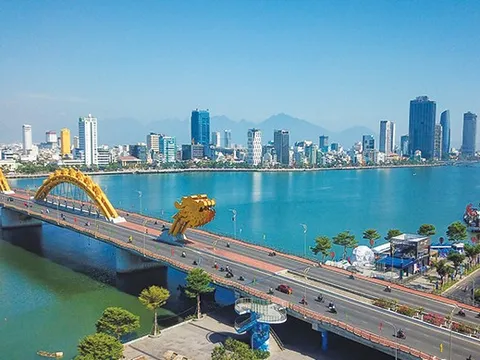 GDP Việt Nam từng chỉ bằng 1/6 Philippines, 1/7 Malaysia, hiện đã vượt Philippines, khi nào vượt Malaysia?