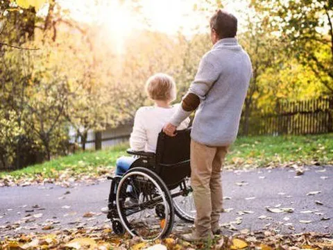 Nghiên cứu mới: Tuổi thọ, trí nhớ giảm mạnh vì… thiếu nắng