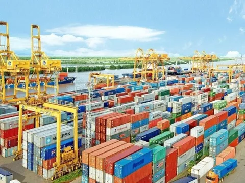 Đông Nam Bộ: Kim ngạch xuất nhập khẩu bứt phá vượt 200 tỷ USD