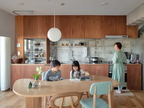 Căn hộ nhỏ 22m² nhưng sở hữu kiến trúc đặc biệt hình vòng cung tạo sự rộng rãi bất ngờ của gia đình người Nhật