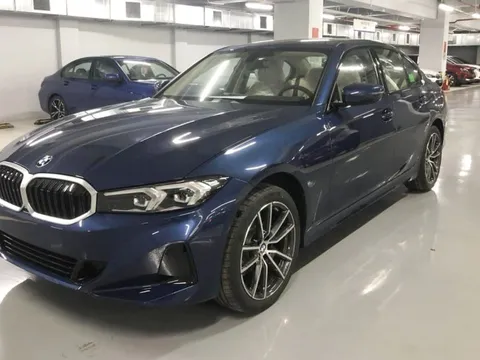 BMW 320i vừa mua đã bán 'rẻ hơn 220 triệu': Chạy chưa đến 50km, nội thất như xe mới