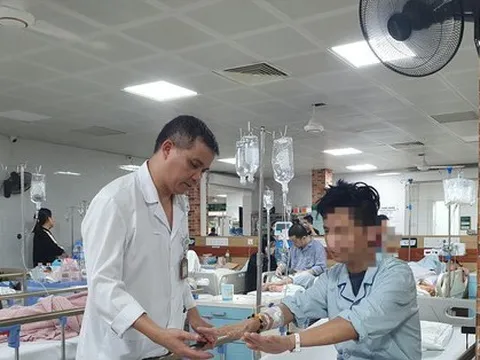 Nhiều thanh thiếu niên ngộ độc thuốc lá điện tử trộn ma túy