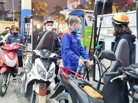 Gỡ vướng trong xuất hóa đơn từng lần bán xăng dầu