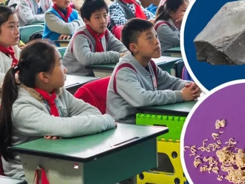 Nữ giáo viên khiến triệu người khâm phục bằng bài giảng chống bạo lực học đường chỉ với 1 gói mì tôm: "Đừng vỡ vụn như mì ăn liền, hãy cứng như hòn đá"