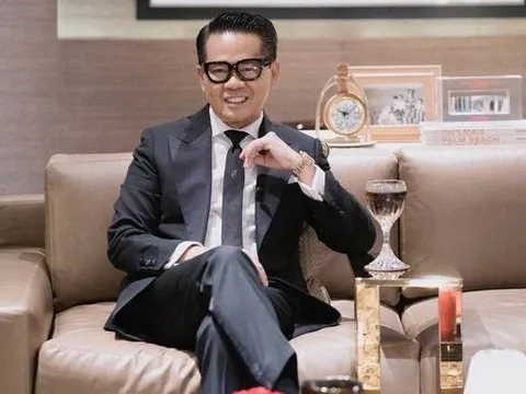 NTK Thái Công: Cởi giày lên du thuyền là ‘ngoại lệ’, ai mời tới nhà bắt bỏ giày là đi về!