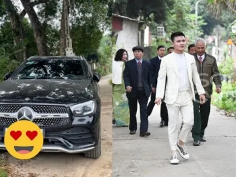 Quang Hải nhường xế hộp bạc tỷ để Chu Thanh Huyền lái về quê, bản thân đi xe gì cùng họ hàng sang hỏi cưới?