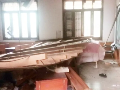 Vụ sập trần gỗ lớp học ở Nghệ An: Bộ Y tế yêu cầu tập trung cứu chữa