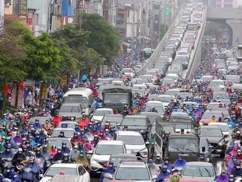 Bộ Tài chính lên tiếng về đề xuất thu phí khí thải ô tô, xe máy