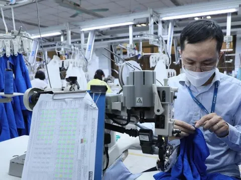 Dệt may đi qua năm 2023 đầy khó khăn