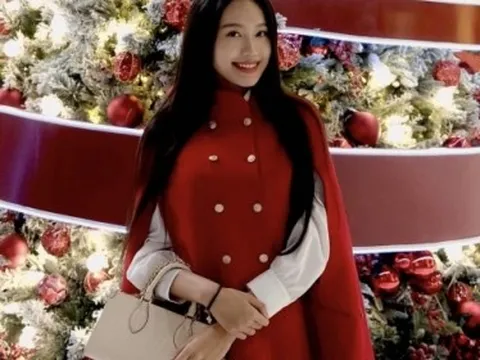 Doãn Hải My xinh đẹp đón giáng sinh, outfit sương sương mấy chục triệu đồng