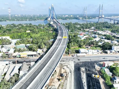 Cao tốc Mỹ Thuận - Cần Thơ được lưu thông từ ngày 25-12