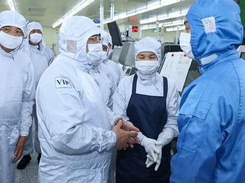 Thủ tướng: Cải thiện môi trường kinh doanh năm sau tốt hơn năm trước