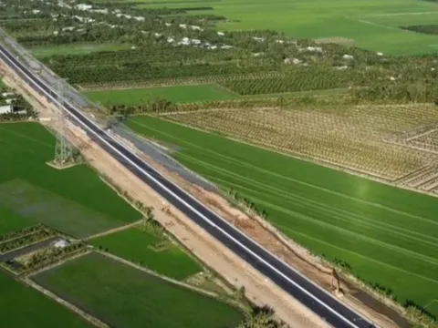 Ngắm 4 công trình sân bay, cầu, cao tốc trọng điểm khánh thành hôm nay