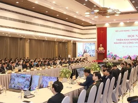 Tình trạng lao động mất việc, giảm giờ làm "hạ nhiệt" những tháng cuối năm 2023