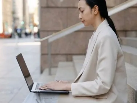 Đi làm cả năm không để được đồng nào? Đây là lý do mấu chốt khiến bạn cứ miệt mài làm mà vẫn vô sản