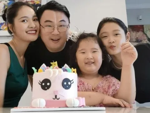 Người đẹp Việt là “Hoa hậu đẹp nhất châu Á" giờ sống viên mãn, cho con học trường học phí 1 năm mua được cả 1 căn hộ