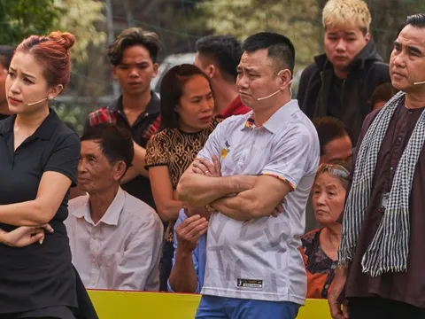 NSND Tự Long: "Cuộc sống khi ấy rất khó khăn, tôi phải làm phụ hồ, xách vữa"
